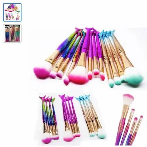 Kit 12 Pincéis de Maquiagem Profissional Design Sereia Cerdas Ultra Macias para um Esfumado e Acabamento Perfeito